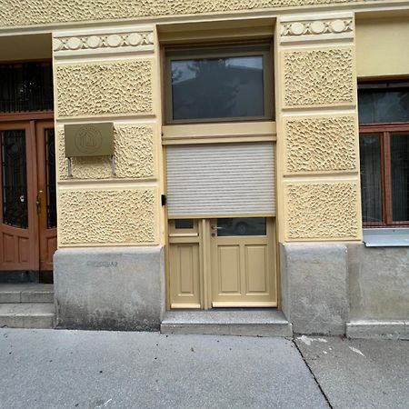 Studio Spark Liubliana Exterior foto